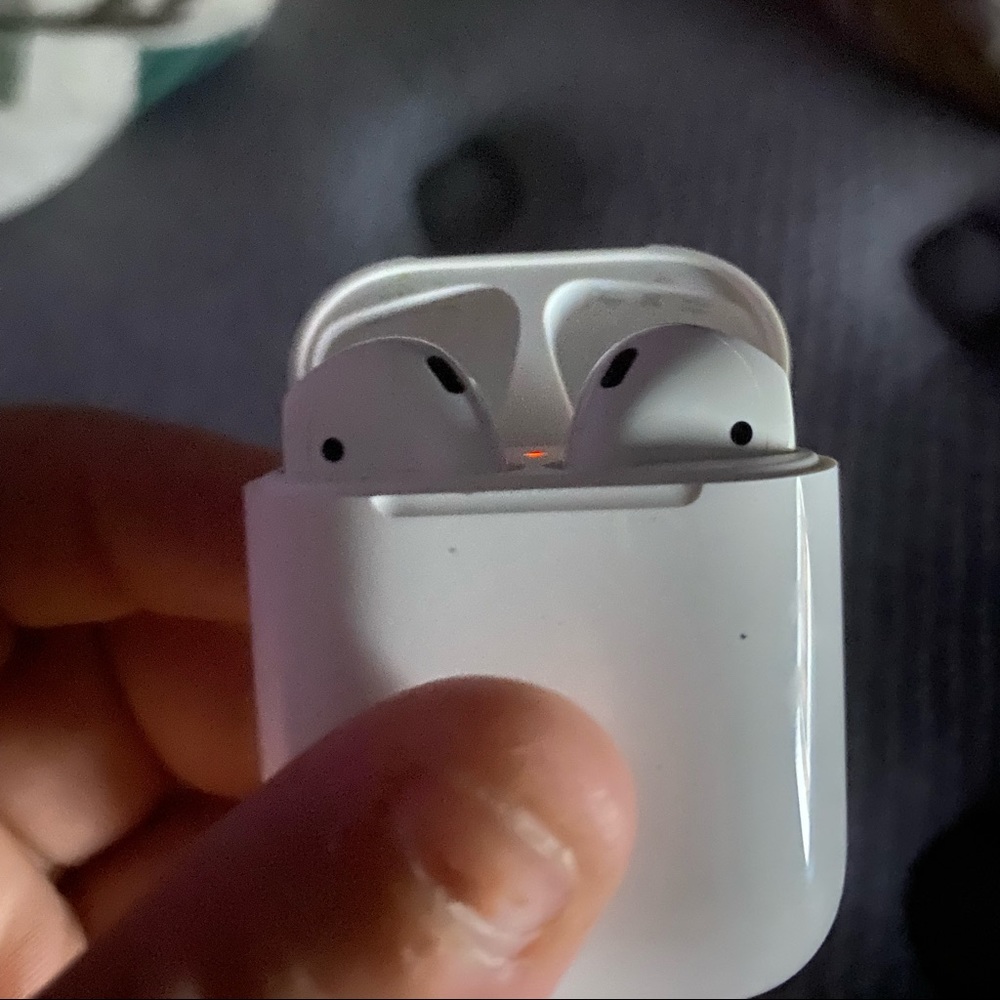 Apple AirPods 2 gen